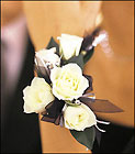 White Mini Roses Wristlet