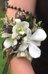 Armband Corsage In Waterford Michigan Jacobsen's Flowers