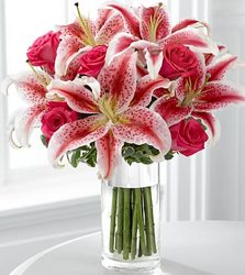 Simple Elegance Bouquet In Waterford Michigan Jacobsen's Flowers