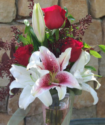 Bridal Bouquet In Waterford Michigan Jacobsen's Flowers