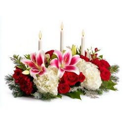 Candlelight Splendor In Waterford Michigan Jacobsen's Flowers