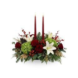 Enchanted Evergreen & Berry Banquet In Waterford Michigan Jacobsen's Flowers