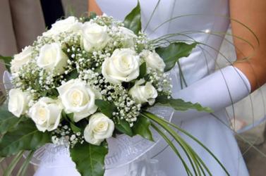 White  Rose Bridal Bouquet In Waterford Michigan Jacobsen's Flowers